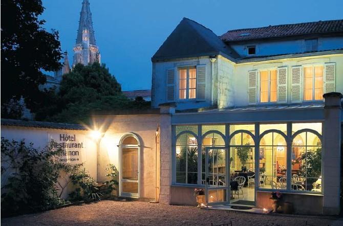 Hôtel Trianon Et De La Plage La Rochelle